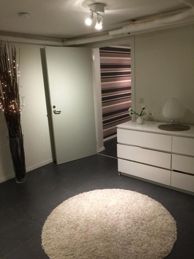 Bo Centralt I Vaernamo Dış mekan fotoğraf
